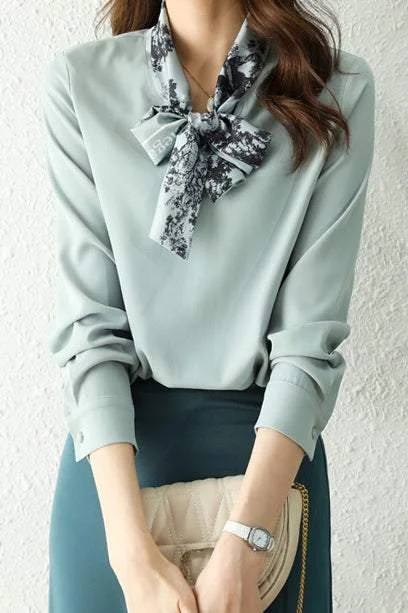 Printed Bow Tie Collar Feminine Blouse