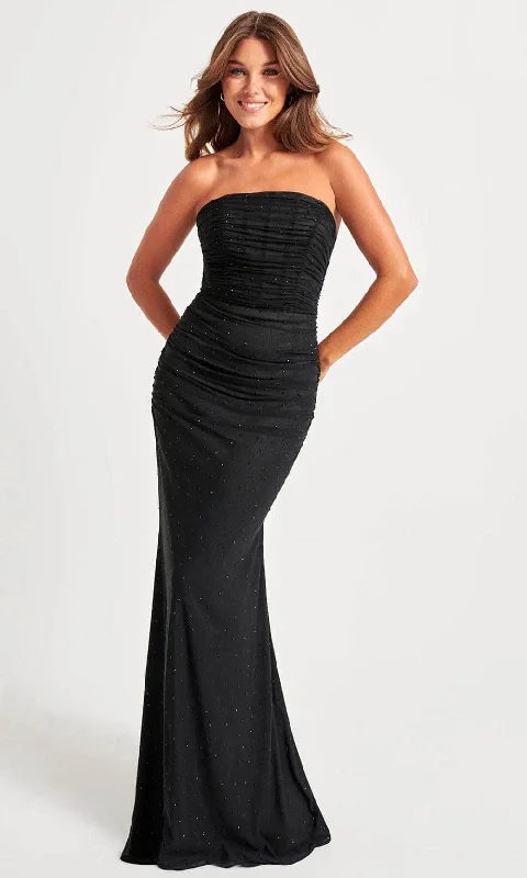 Faviana 11040 - Ruched Strapless Prom Gown