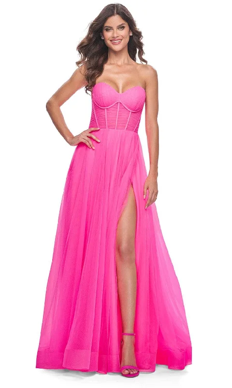 La Femme 32341 - Sweetheart Neck Exposed Boned Prom Gown